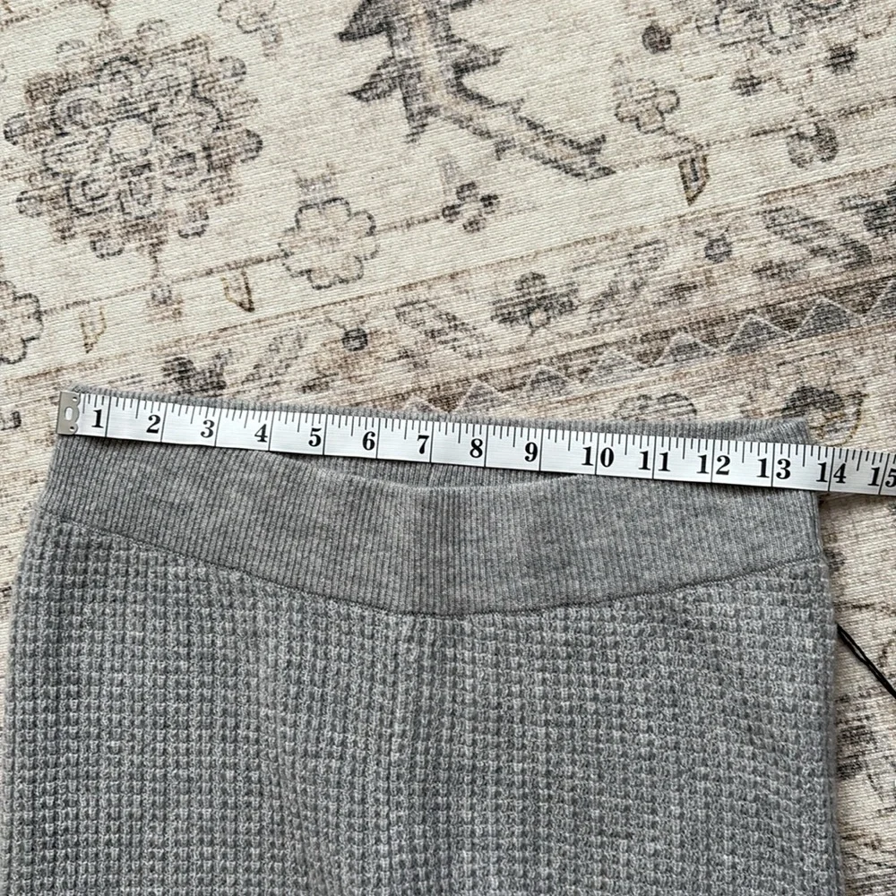 Alo Cashmere High Waist Plush Waffle Knit Pant Heather Grey Small NWT